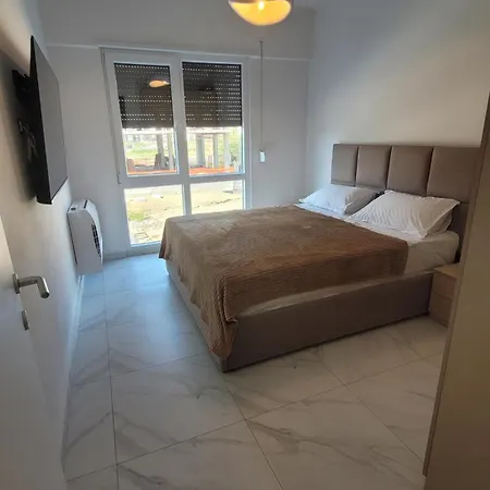 Alfano Appartement Golem (Tirana)