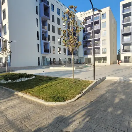 Alfano * Golem (Tirana)